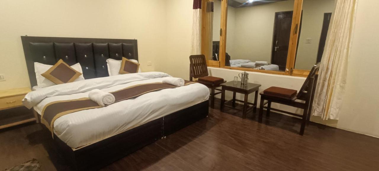 Zlatan Guest House Leh Buitenkant foto
