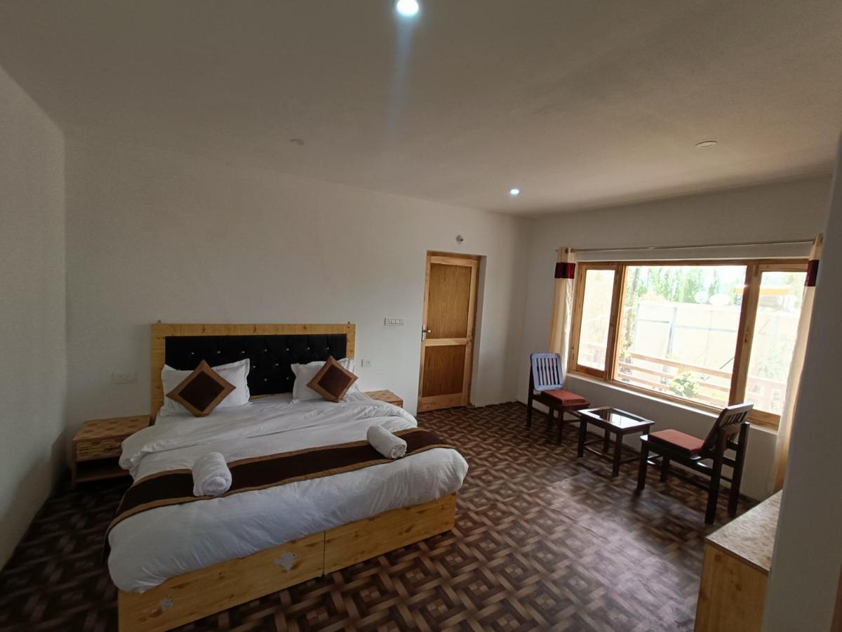 Zlatan Guest House Leh Buitenkant foto